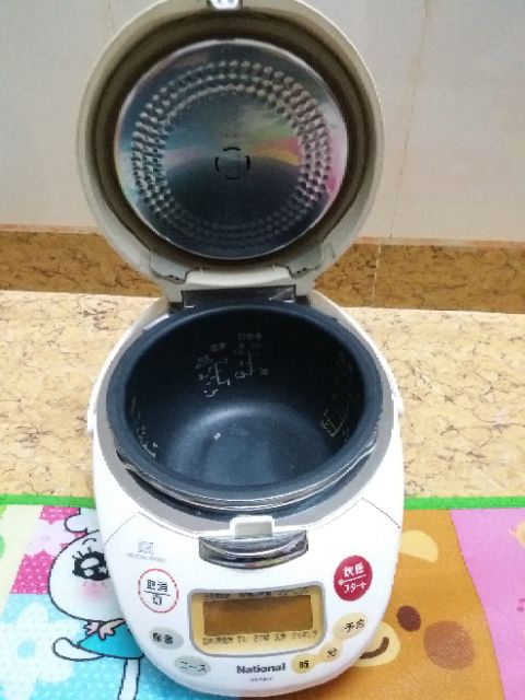 Nồi cơm điện nhật bãi