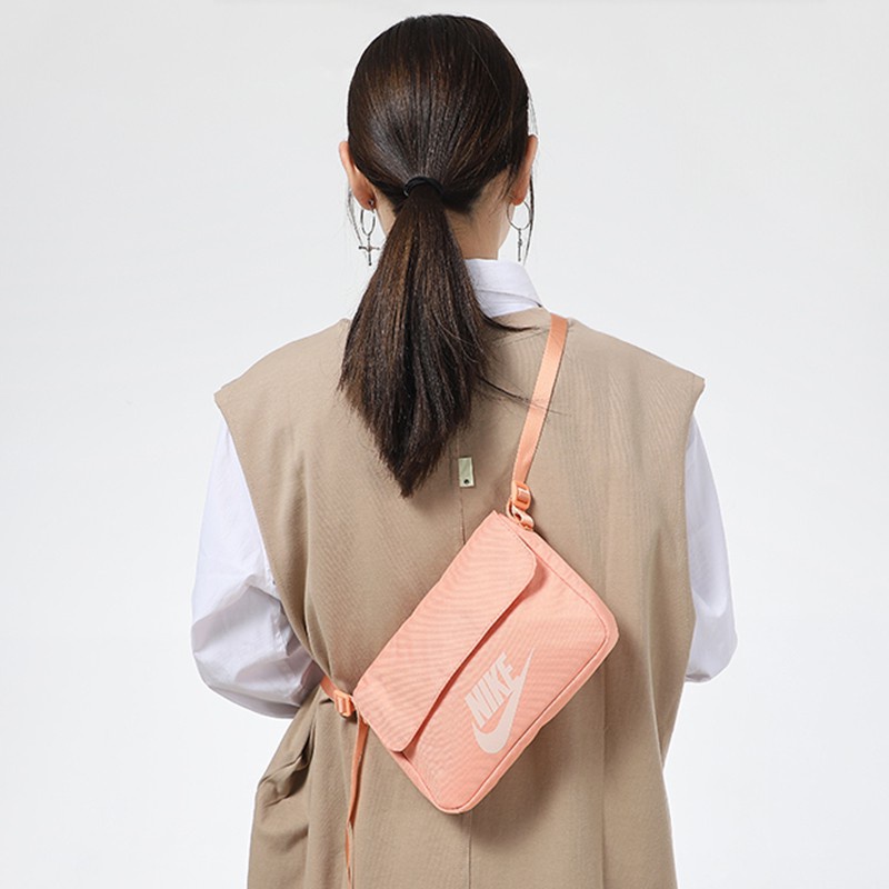 TÚI NIKE SPORTSWEAR FUTURA