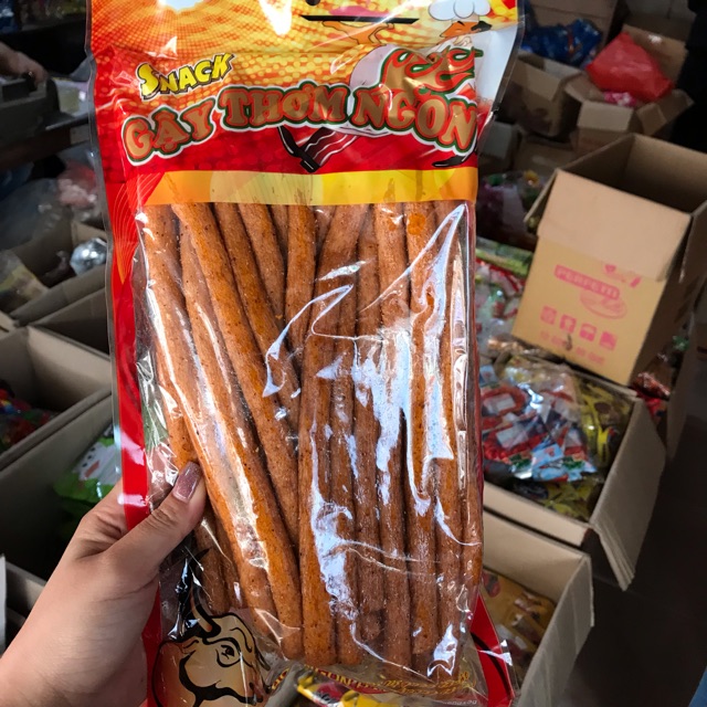 Snack gậy dài thơm ngon MỚI -sỉ đồ ăn vặt ( túi nhiều chiếc)