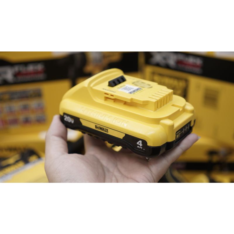 DMTT Pin Dewalt 4ah Mỏng DCB240 Chính Hãng