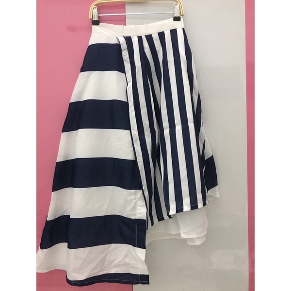 Chân váy nhiều mẫu thanh lý