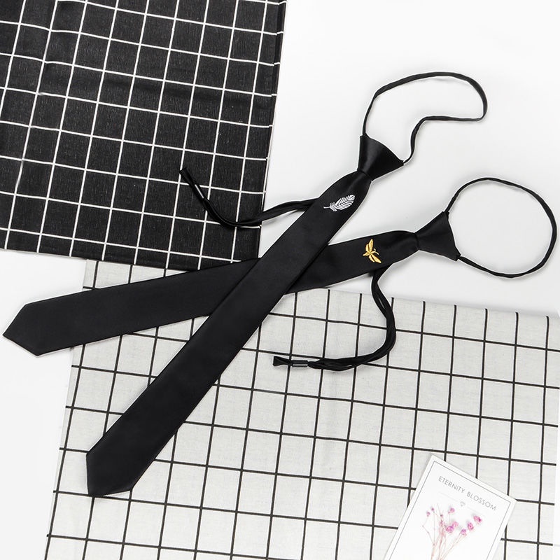 Cà Vạt Thêu Hình Vương Miện Nhỏ Màu Đen Phong Cách Hàn Quốc Cho Nam Nữ