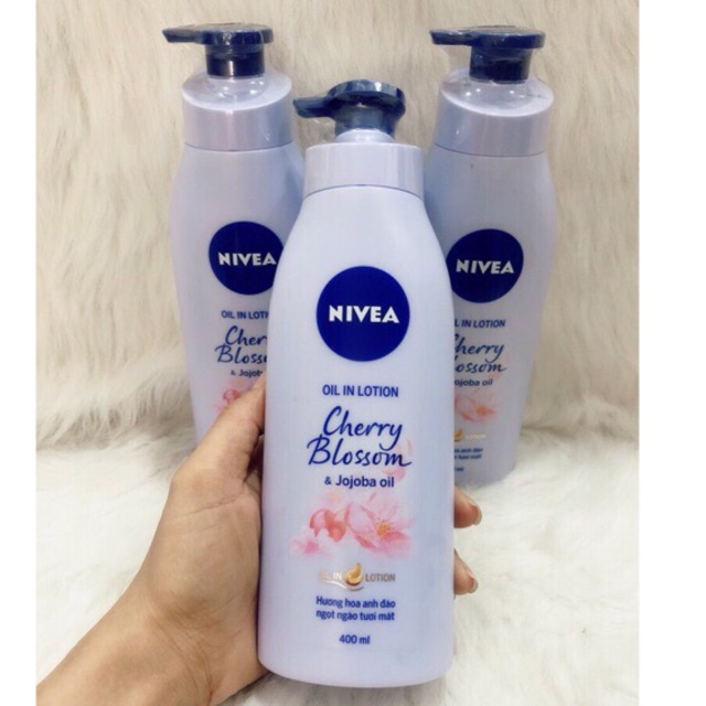 Sữa dưỡng thể Nivea hoa anh đào