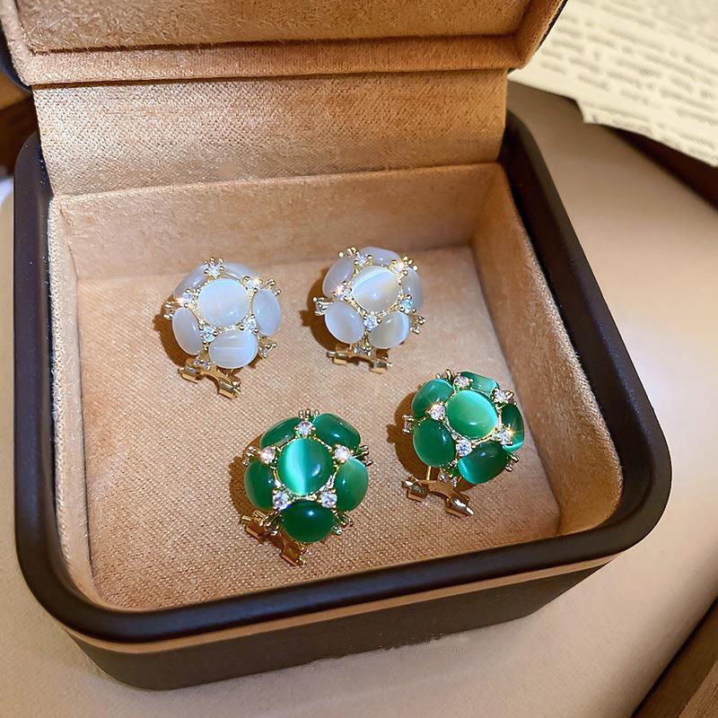 Khuyên Tai Hình Bông Hoa Đính Đá Opal Màu Xanh Lá Phong Cách Hàn Quốc Mới 2022