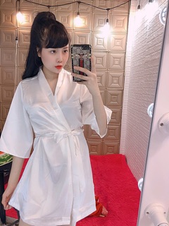 Áo choàng không ren. Chất phi lụa freesize dưới 60kg