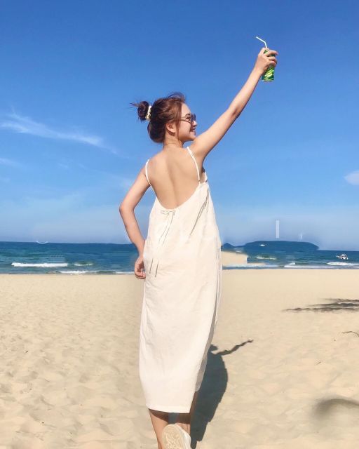 Đầm maxi hồng + trắng hở lưng