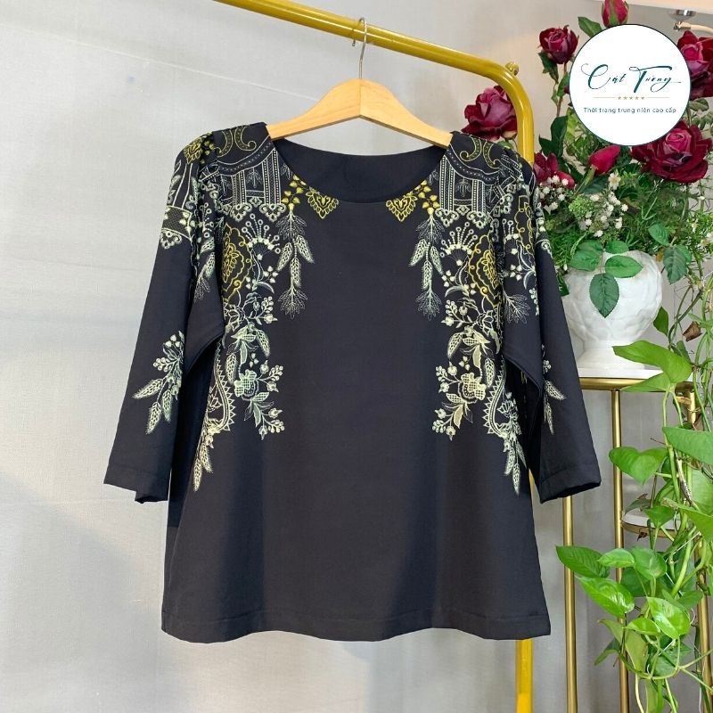 Áo kiểu trung niên họa tiết sang trọng nổi bật V2, quà tặng cho mẹ, cho bà - Thời trang Cát Tường