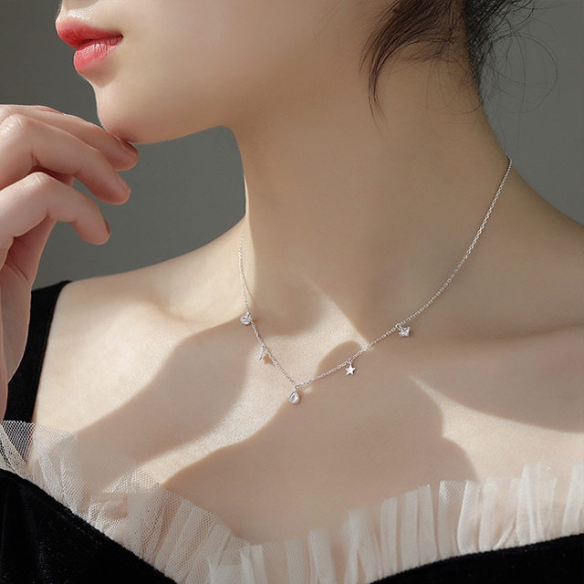 Vòng Cổ Mặt Đính Đá Phối Ngôi Sao Thời Trang