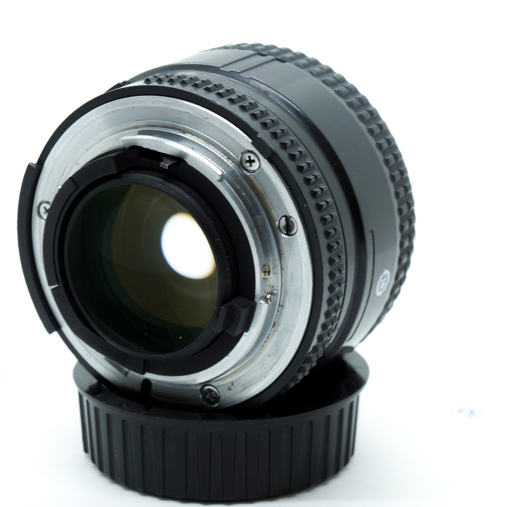 Ống kính Nikon chụp chân dung 50mm F1.4D