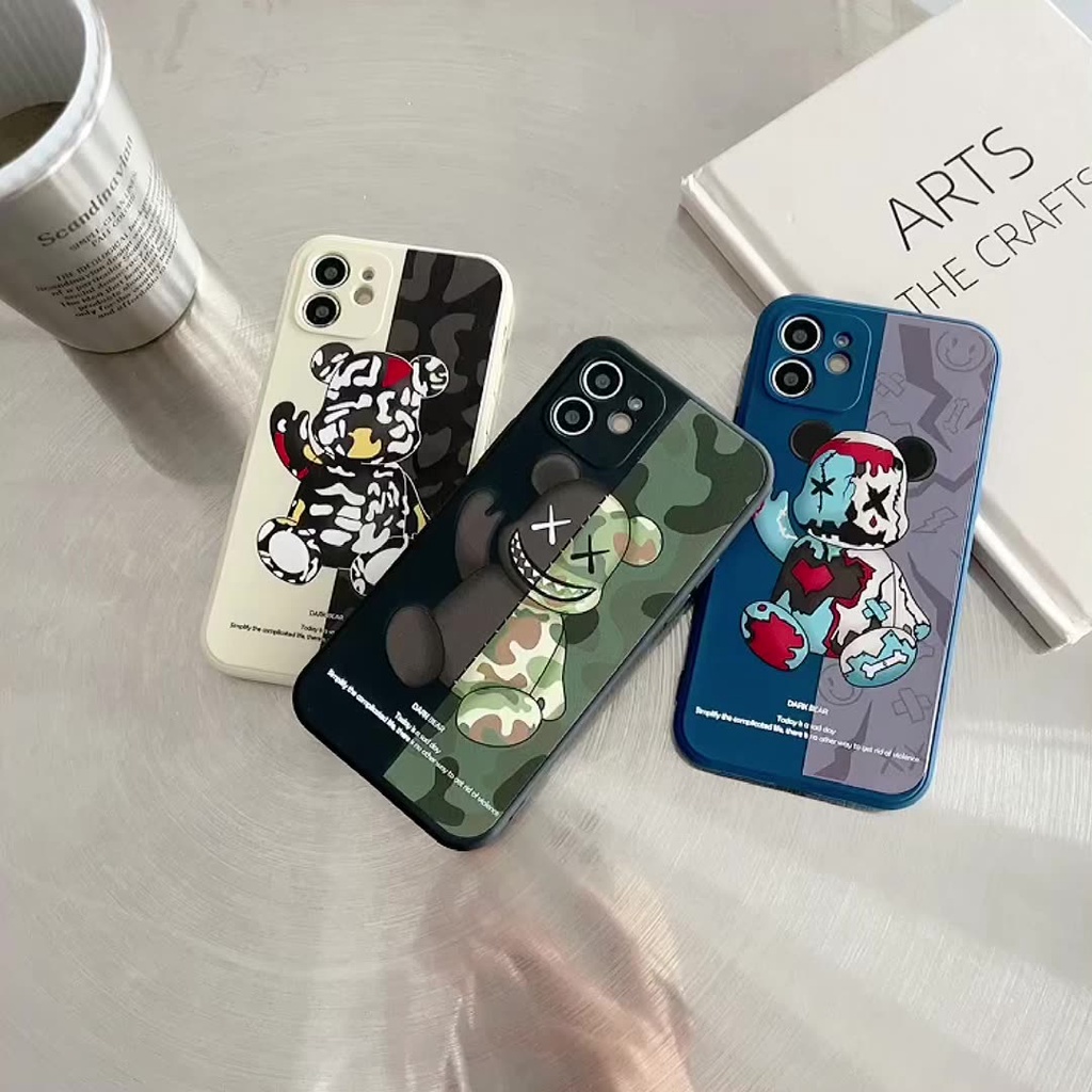 Ốp lưng cạnh vuông Kaws teddy OPBS04