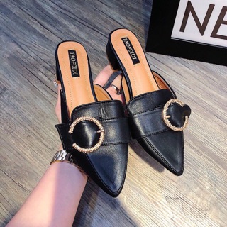 Sục mũi nhọn khóa tròn