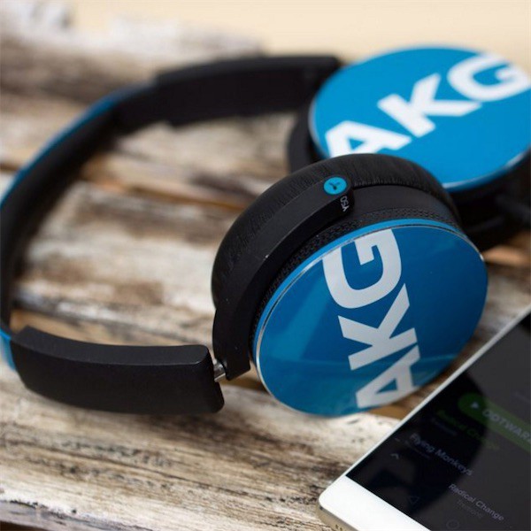 Tai nghe bluetooth trùm đầu AKG Y50 BT