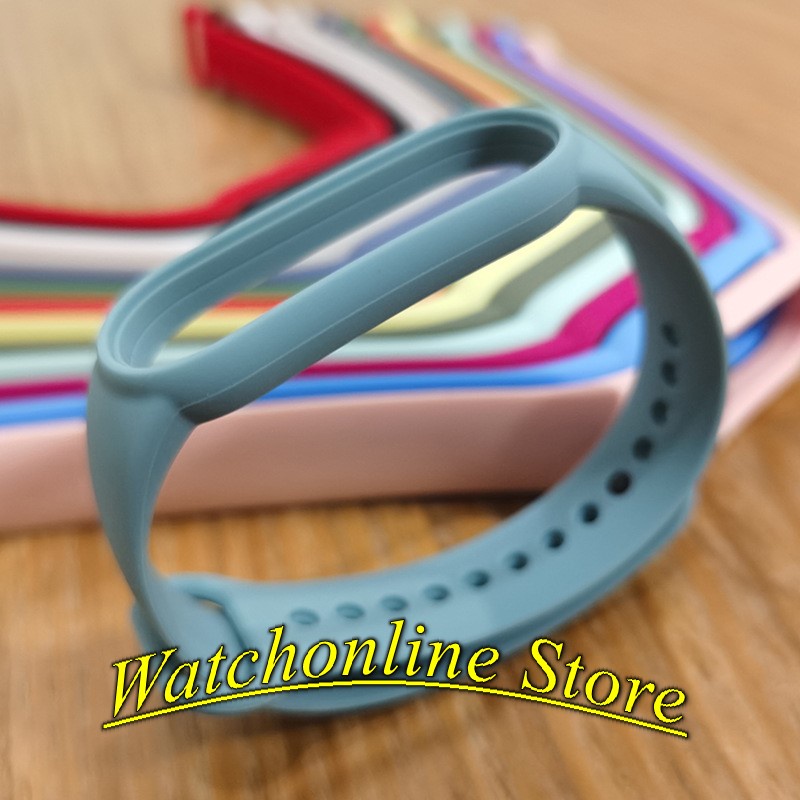 Dây Đeo Cao Su Thay Thế Cho Xiaomi Miband 7 mềm mịn