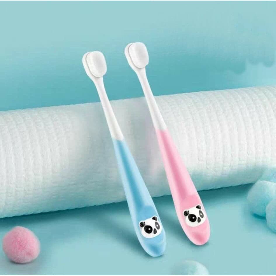 Bàn chải đánh răng lông siêu mịn cho bé