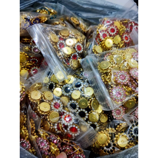 10 center bông hoa đá làm phụ kiện thời trang