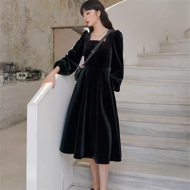 Váy dài nữ cổ vuông nhung Forgỉl váy xoè tiểu thư cao cấp tay phồng dáng dài qua gối | BigBuy360 - bigbuy360.vn