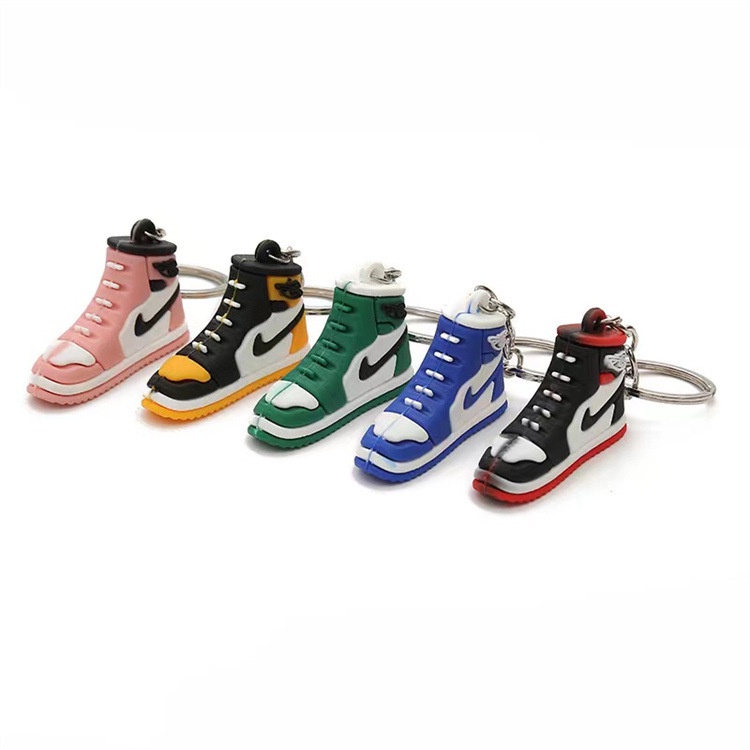 Móc khóa cute giày Sneaker chất liệu Silicon cao cấp nhiều mẫu hot dùng làm móc treo chìa khóa hoặc balo