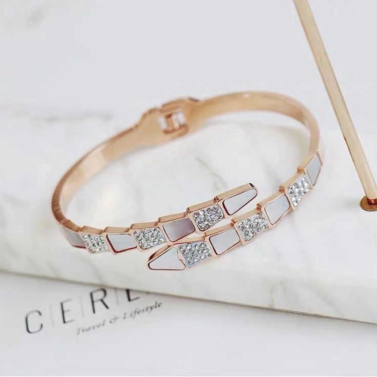 Vòng Đeo Tay Bằng Thép Không Gỉ Đính Đá Zircon Sang Trọng