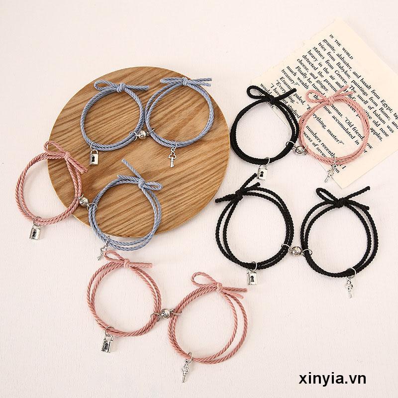 Vòng Đeo Tay Cặp Đôi Bằng Cao Su Khóa Nam Châm Hình Trái Tim Đơn Giản Làm Quà Tặng Cho Bạn Gái