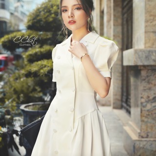 Váy cổ vest