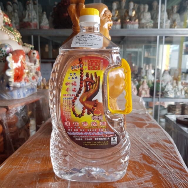 Thùng 6 chai Dầu cát tường gần 2 lit không mùi không khói mua lẻ giá sĩ