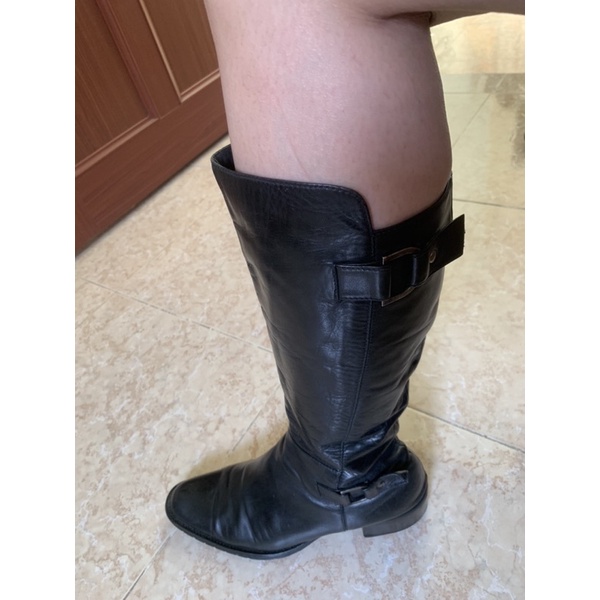 BOOTS ĐEN DA XỊN SÒ!