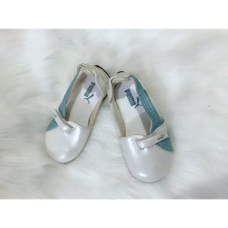 Giày chị bích phương