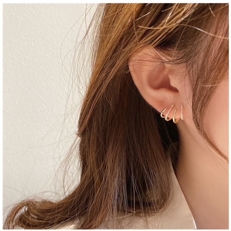 Khuyên Tai Bốn Lá Đính Đá Zircon Lấp Lánh Hợp Thời Trang Không Gây Dị Ứng Cho Nữ