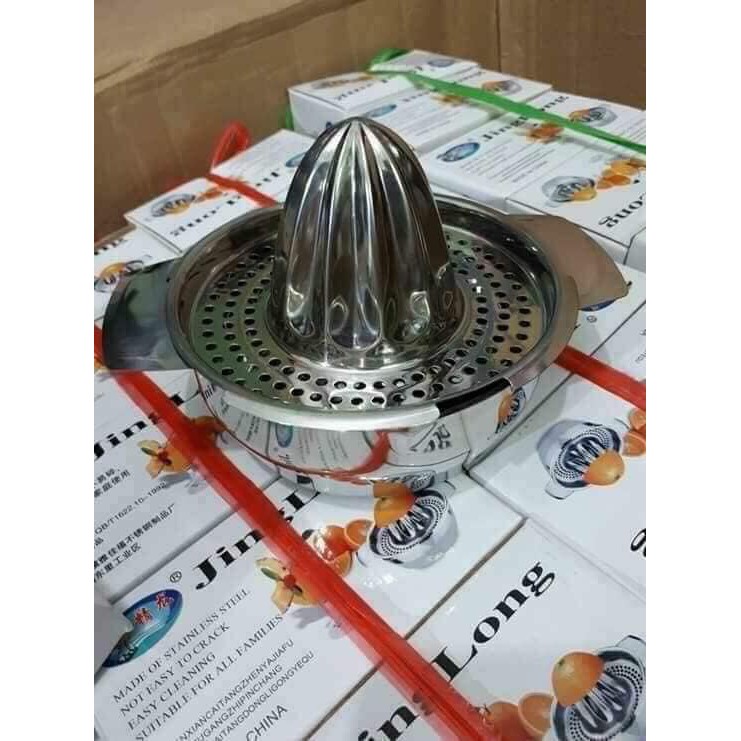Dụng cụ vắt cam inox lọc hột siêu sạch không han gỉ an toàn cho người sử dụng.