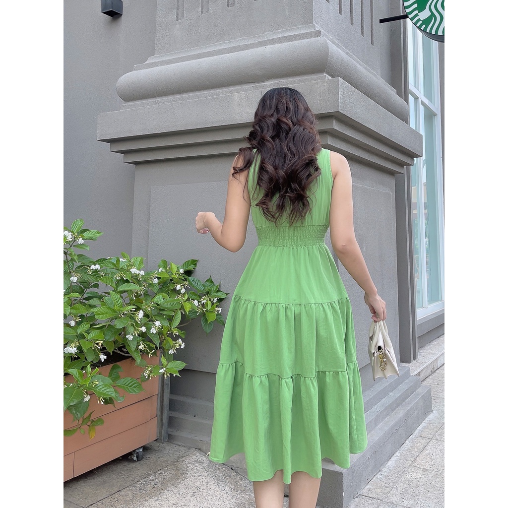 Đầm sát nách Margaret C560 phối nút gỗ xòe tầng đuôi cá trẻ trung Cin House
