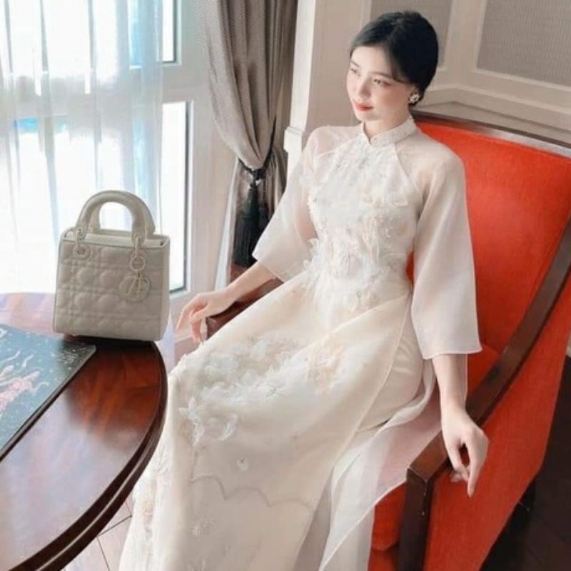 Áo dài voan 4 tà thêu tay,áo dài đính cườm thủ công hàng thiết kế