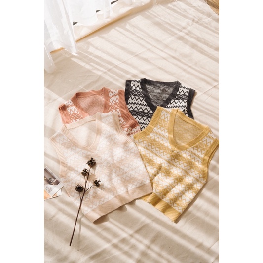 [Mã 2611THTRANG100K hoàn 10% xu đơn 99K] Áo len picked dáng gile nữ MADELEN nhiều màu họa tiết | BigBuy360 - bigbuy360.vn