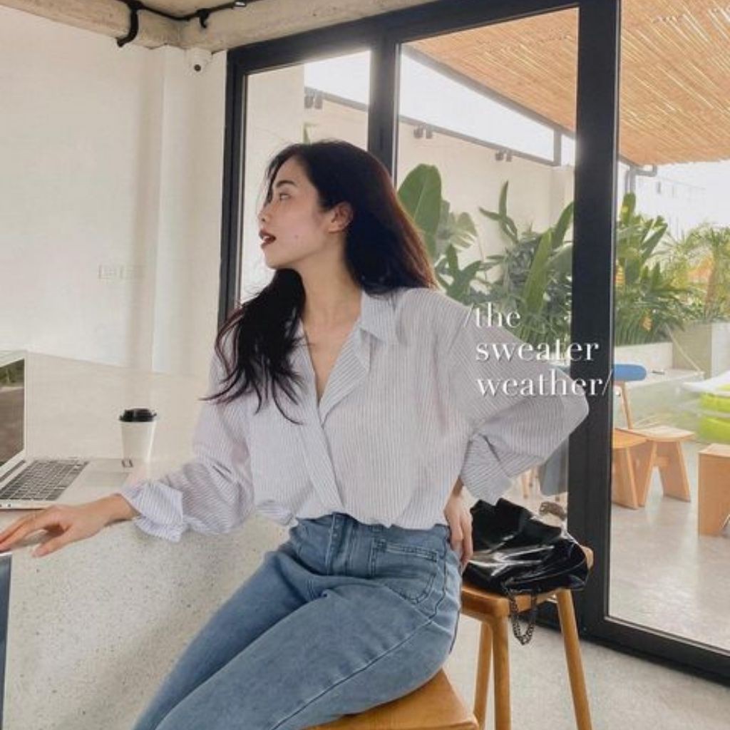 Áo sơ mi dài tay cổ vest cho nữ, hoạ tiết kẻ sọc cực sang, chất thô ✨cực đẹp✨ form rộng thoải mái  free size tối đa 55kg