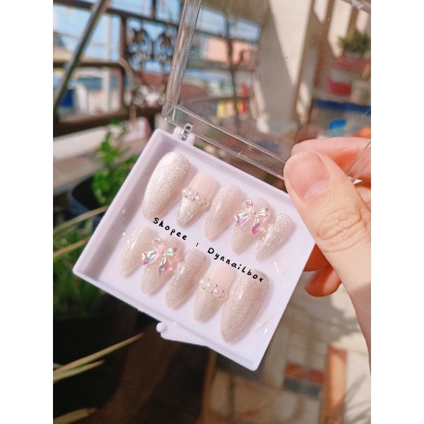 Móng tay giả màu hồng thạch 107