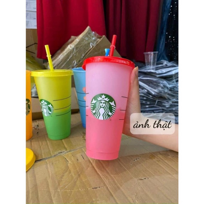 Sét 5 cốc nhựa Starbucks đựng nước đổi màu tặng kèm nắp và ống hút . .