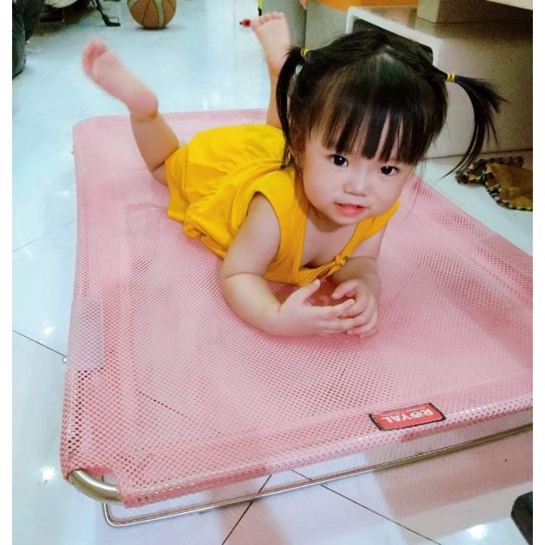 Giường lưới mềm cho bé ?