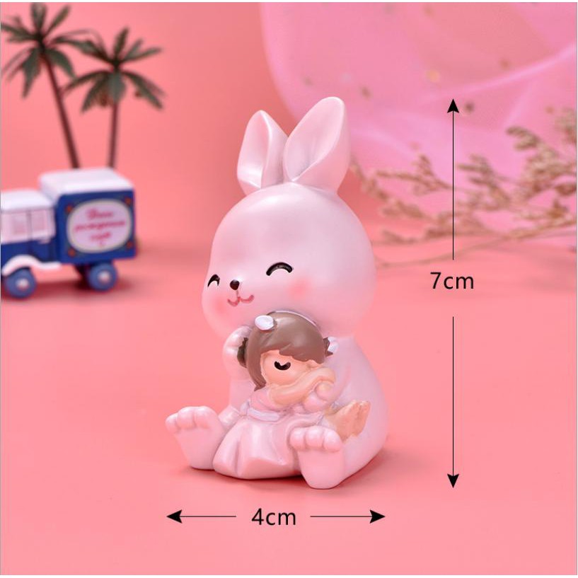 Tượng Chú thỏ ôm bé gái trang trí tiểu cảnh nông thôn, terrarium/ mô hình trang trí quà tặng trang trí