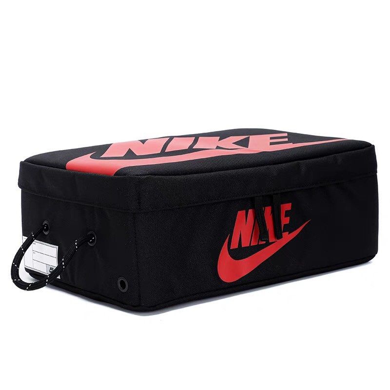 Túi đựng giày thể thao Shoebox Bag.
