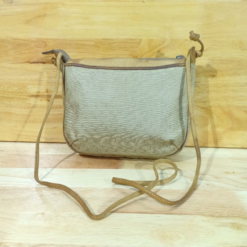 Túi đeo chéo da canvas secondhand  021209