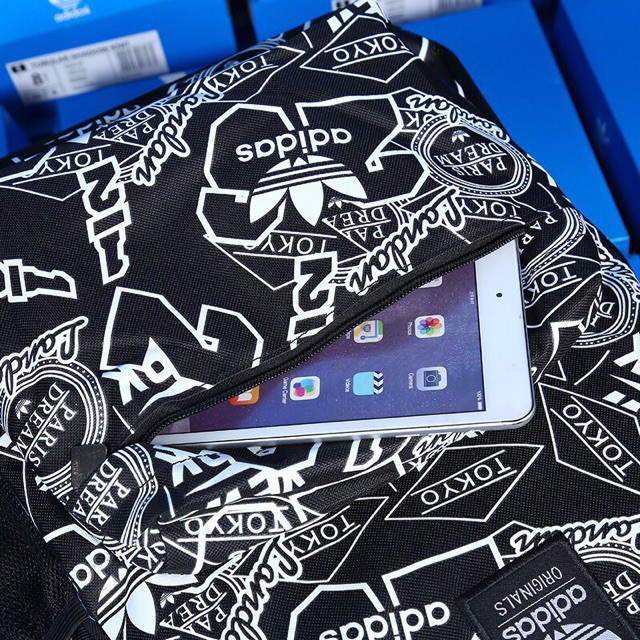 Balo nam thời trang adidas tokyo hoạ tiết đen trắng phù hợp với học sinh, sinh viên