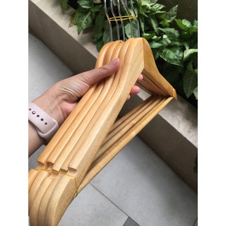 Móc gỗ treo quần áo