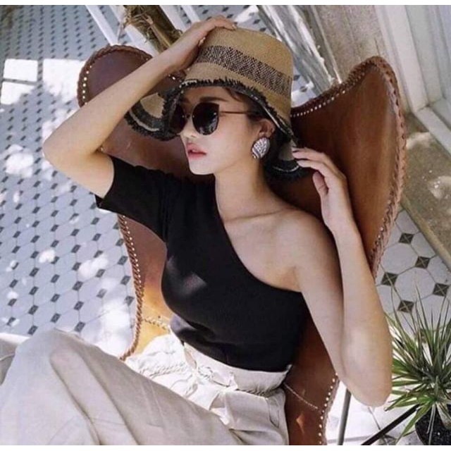 Áo kiểu ulzzang ,áo kiểu lệch trễ vai,áo hở vai sexy kiểu,áo thun nữ | BigBuy360 - bigbuy360.vn