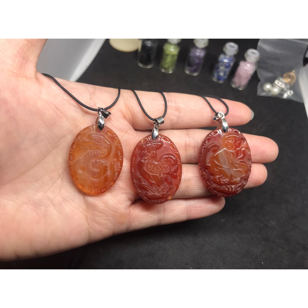 Mặt dây con giáp mã não đỏ Red Agate