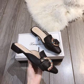 Sục đính đá siêu sang chảnh