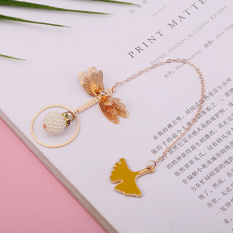 1 Đồ đánh dấu trang sách hình con bướm phong cách sáng tạo bằng hợp kim