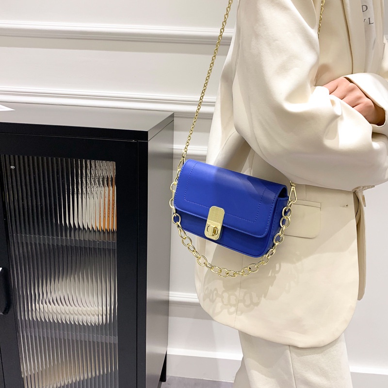 Túi Đeo Chéo Hình Vuông Cỡ Nhỏ Phối Dây Xích Thời Trang Thu Đông Chất Lượng Cao Cho Nữ