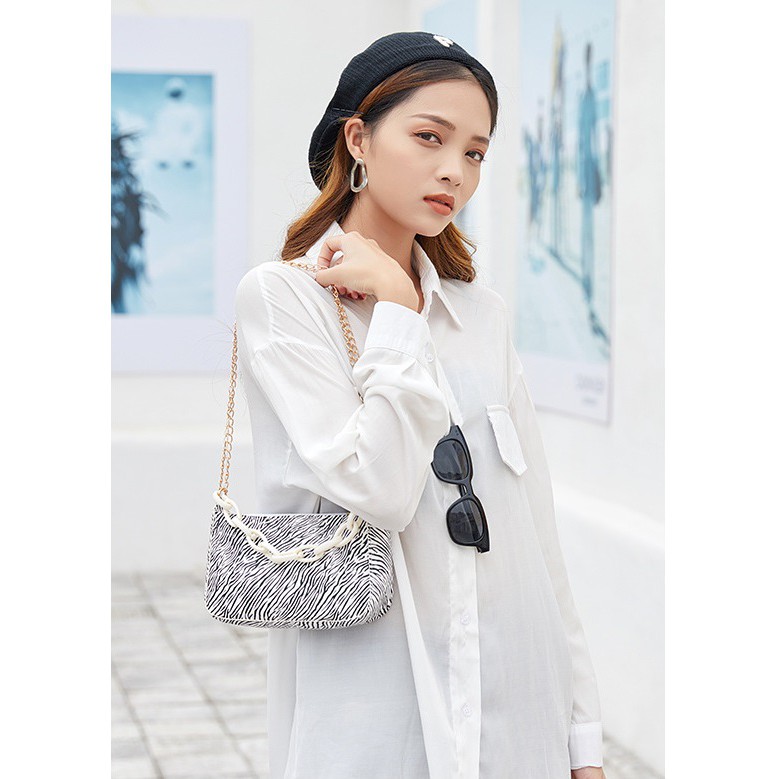 Túi kẹp nách, túi đeo vai họa tiết ngựa vằn phối xích phong cách Retro DC09 | BigBuy360 - bigbuy360.vn