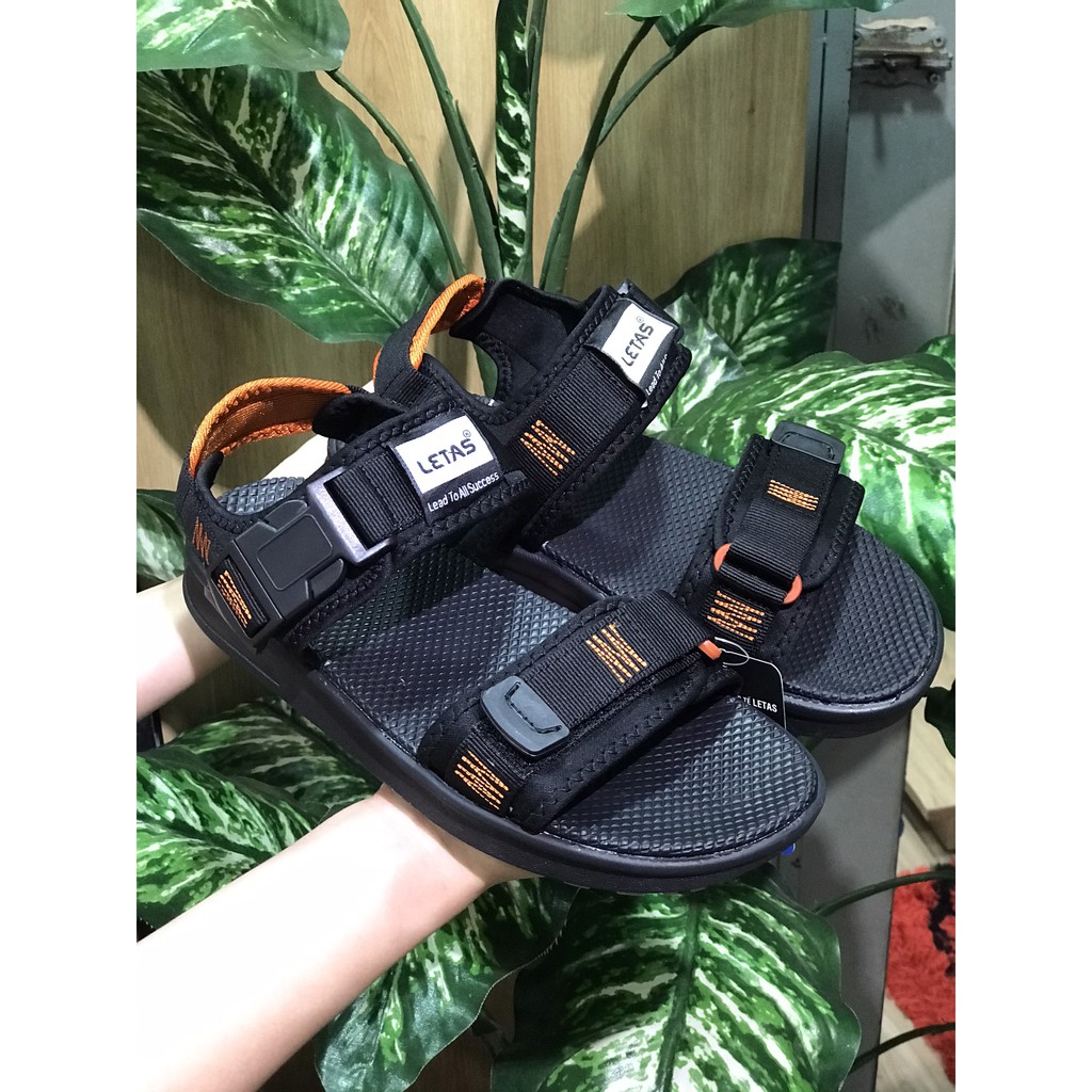 Sandal Nam Letas D711 Đen Đen thêu quai
