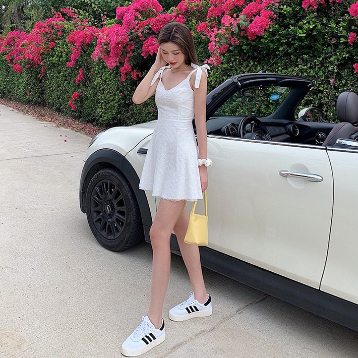 Đầm nữ dáng xòe hai dây mini Emilyshop