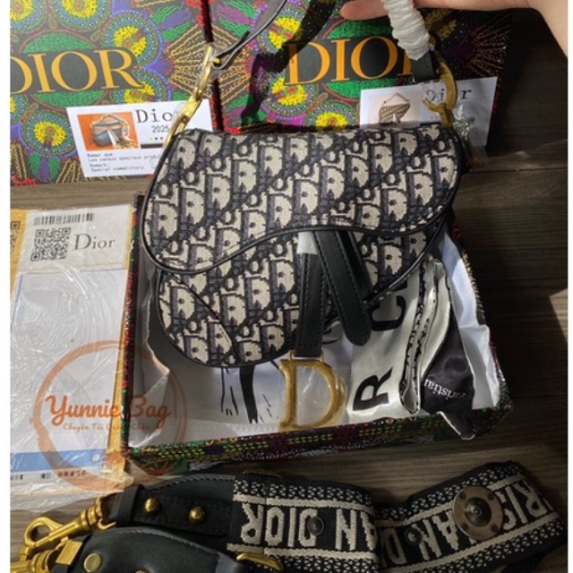 Túi kẹp nách DIO yên ngựa kèm dây đeo chéo hàng chuẩn